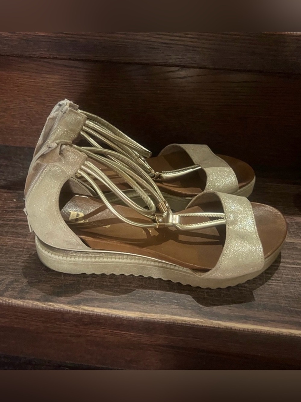 Brown’s Gold sandals